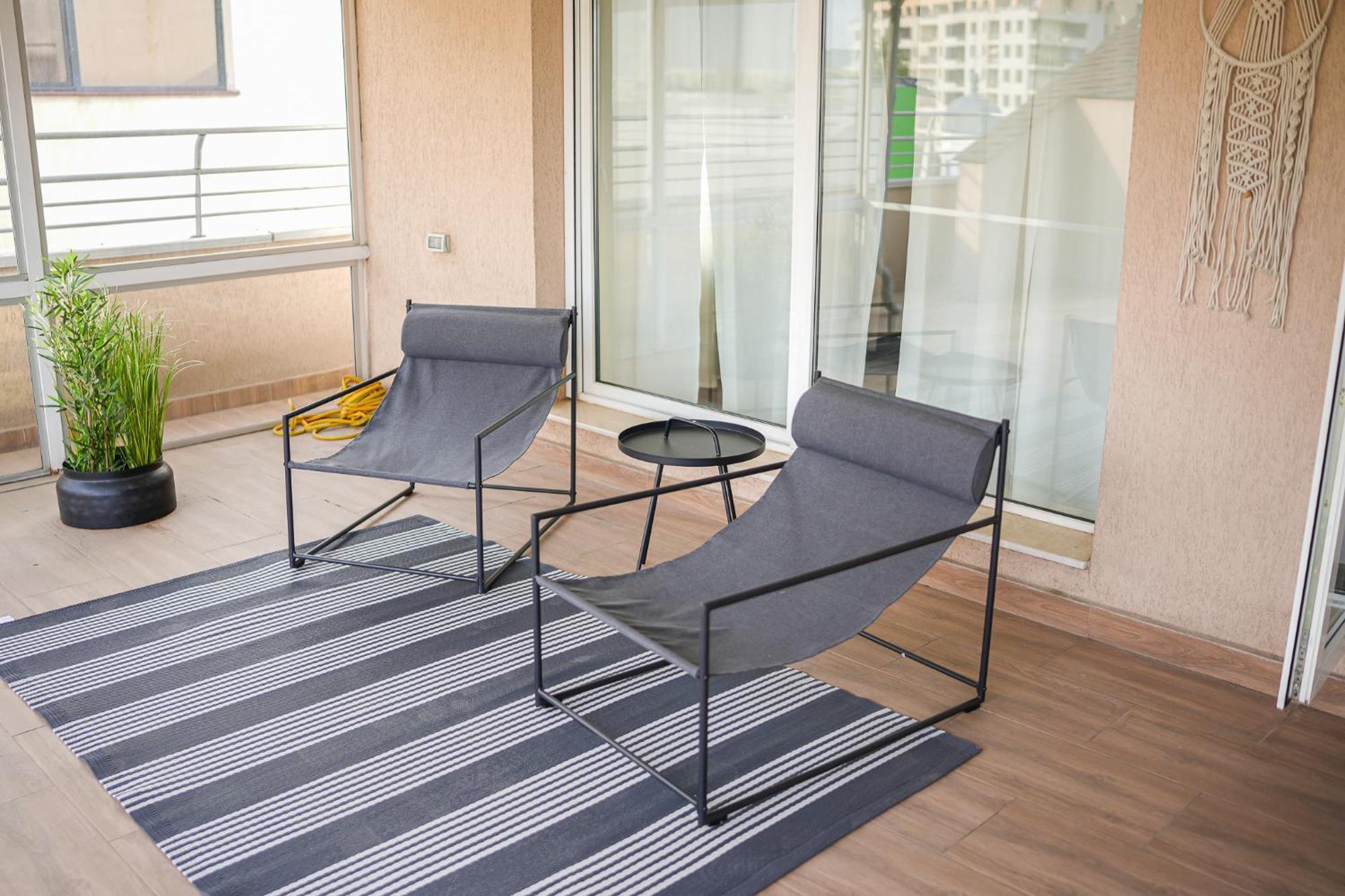 Penthouse With Huge Rooftop Terrace & City View Boekarest Buitenkant foto